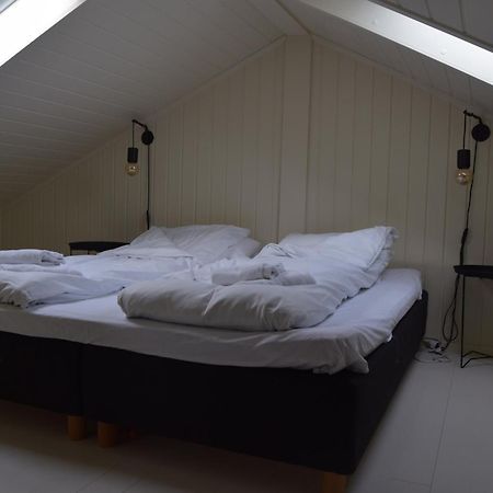 Villa Nydelig Hytte Med Fantastisk Beliggenhet Ved Sjoen à Laupstad Extérieur photo
