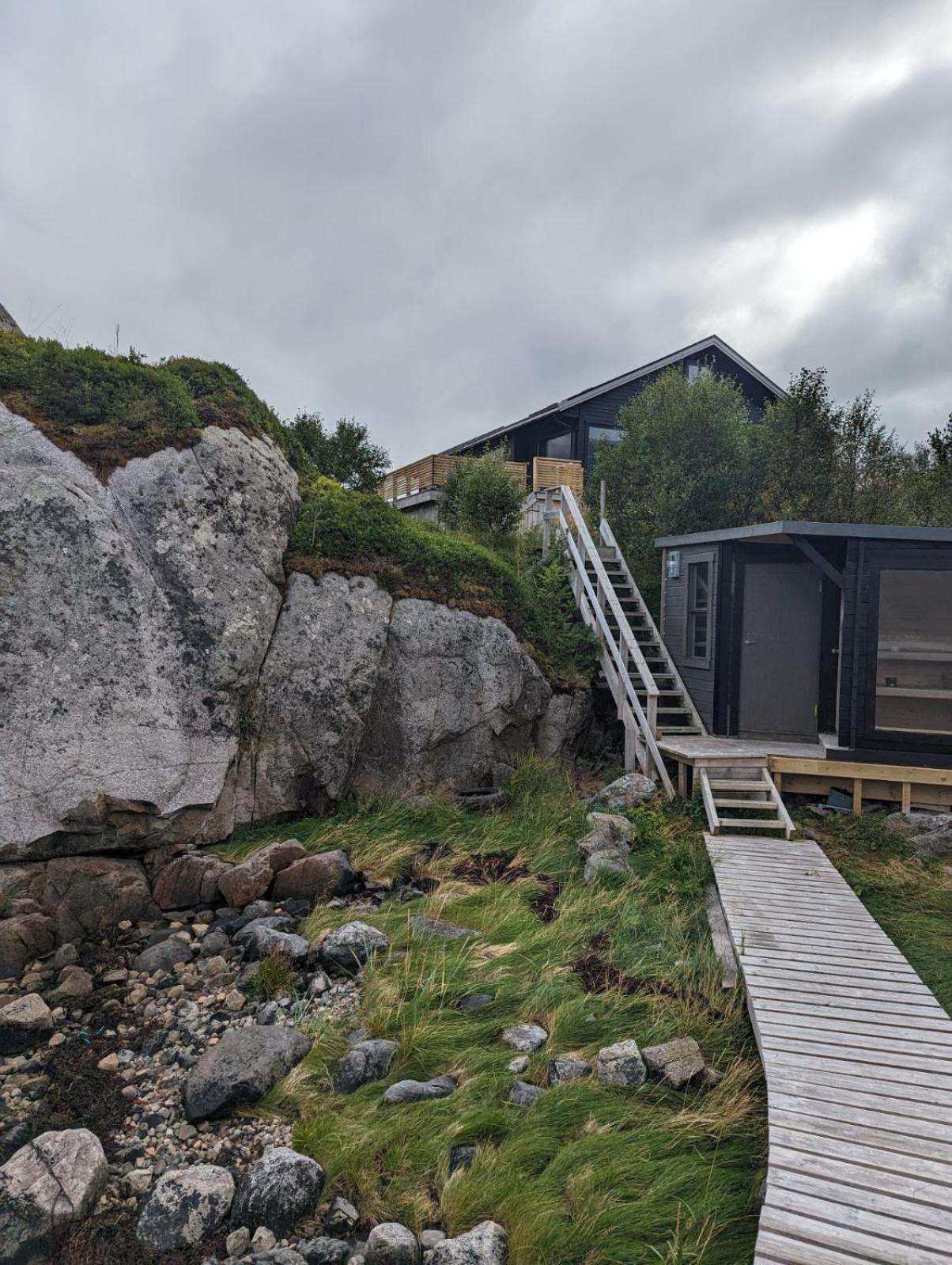 Villa Nydelig Hytte Med Fantastisk Beliggenhet Ved Sjoen à Laupstad Extérieur photo